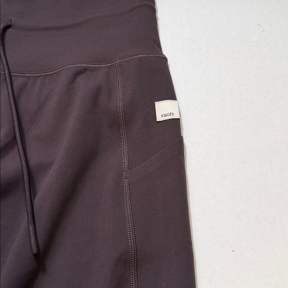 VUORI Women's Daily Pocket Legging VW490 - Picture 2 of 6